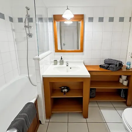 Appartement T2 Avec Piscine *