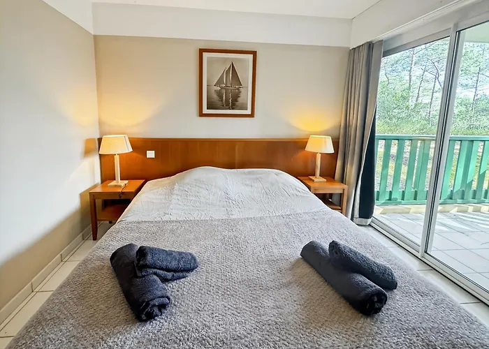 Appartement T2 Avec Piscine Carcans